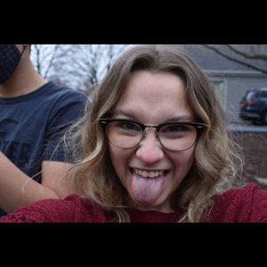 Meet your Posher, Mckenna